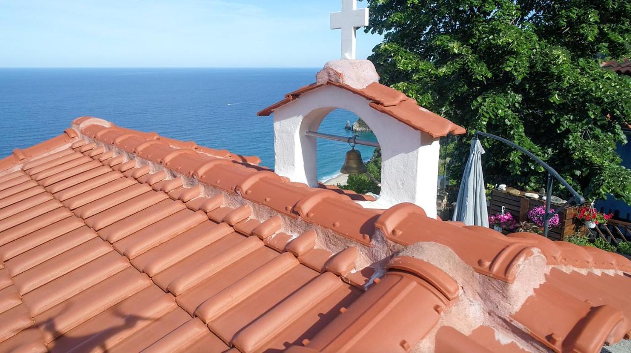 Balcony On The Rocks Villa Agioi Saranta Buitenkant foto